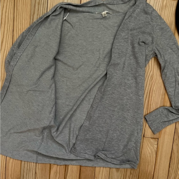 CYRUS Open front gray long cardigan​ - Picture 2 of 3